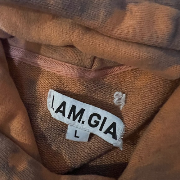 I Am Gia Tatiana Oversized Hoodie - Picture 7 of 7